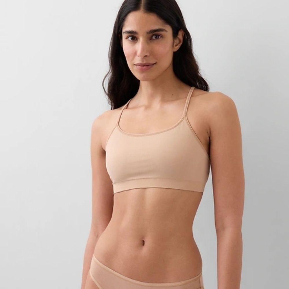 NWOT GAP Seamless Racerback Pullover Bralette in Blush Beige Tan - Size S/P